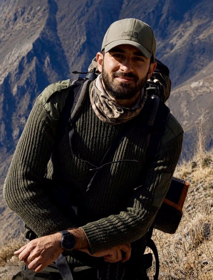 pink4iran's tweet photo. 🚨 URGENT🚨
Hamed Tizrouyan, a wildlife photographer, environmental activist, and PhD student in biodiversity at Shahid Beheshti University, has been detained in Mazandaran.
He was reportedly arrested on May 4 while working in Kiasar National Park on a ranger-shelter project to help protect wildlife.
More than three weeks later, his legal status remains unclear.
The Islamic Republic does not only imprison protesters.
It imprisons the people trying to protect Iran itself.
#حامد_تیزرویان