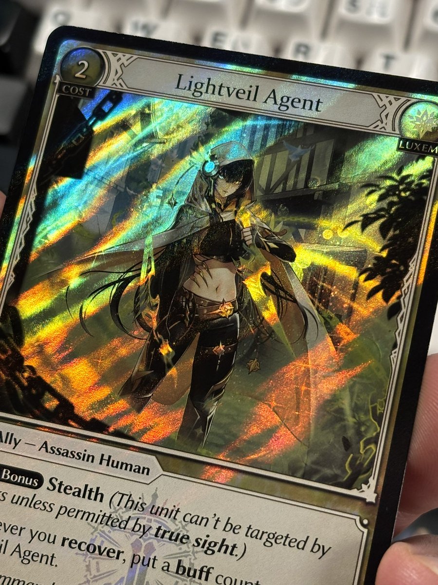 OnceInLuv's tweet photo. Day 11 | 🔦👰‍♀️🔎
Ive been up all might working on @MentalBoon video stuff, so today you get one of my favourite foils from Radiant Origins https://t.co/oI8Z5aaPh4