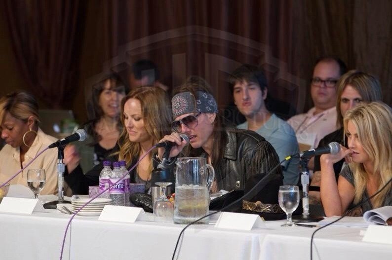 tcarchive0220's tweet photo. #rockofages https://t.co/LMFNJ3RXUP