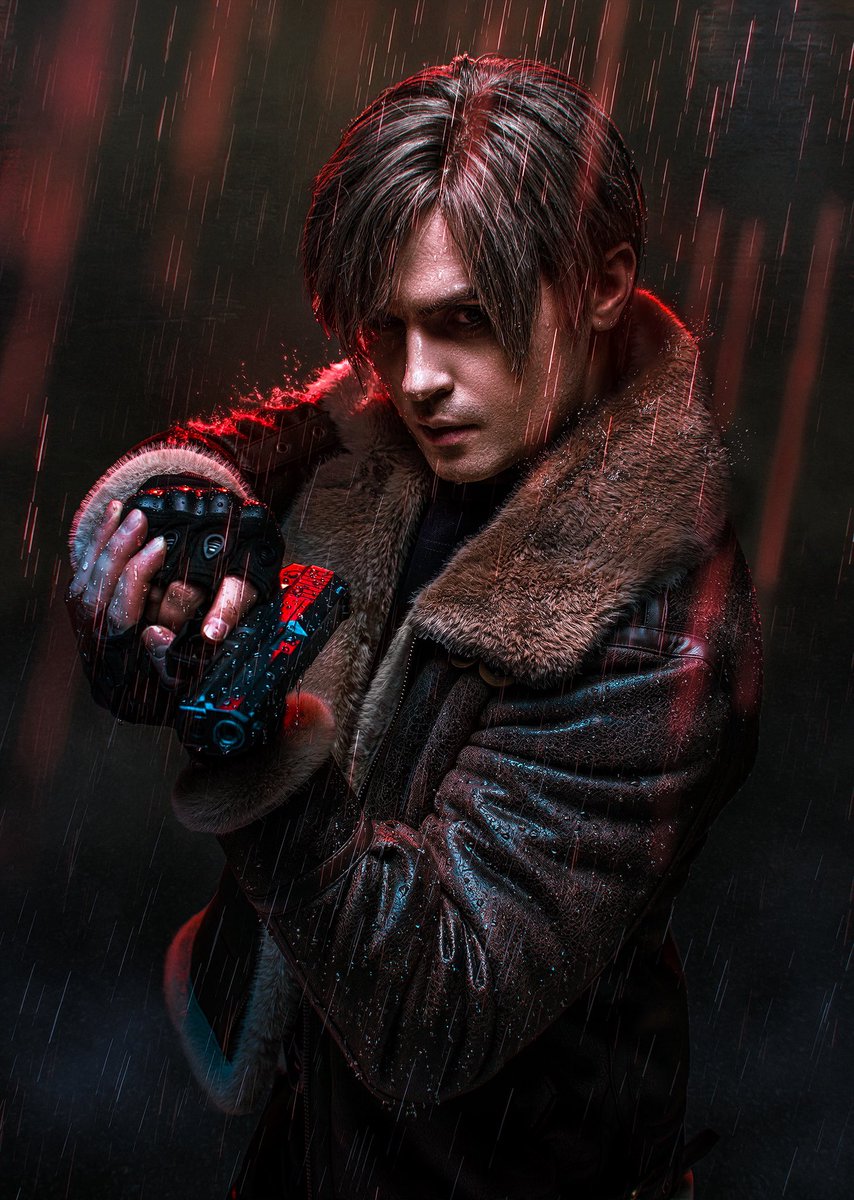 Grayson_Fin's tweet photo. Leon Kennedy cosplay 
Resident Evil 4 Remake
Photo by amazing @Akunohako 

#leonkennedy #residentevil https://t.co/yLgcYzufHi