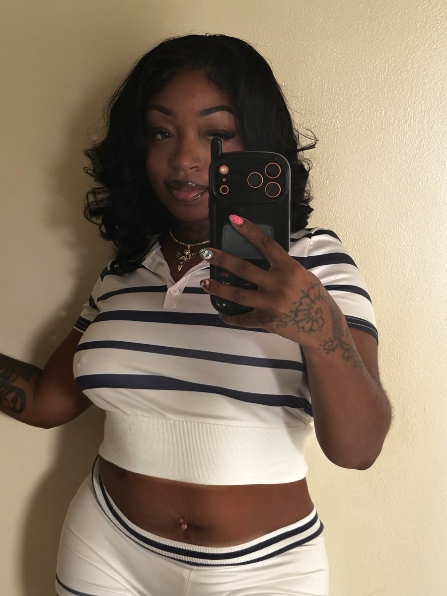 Shaylaa tweet media