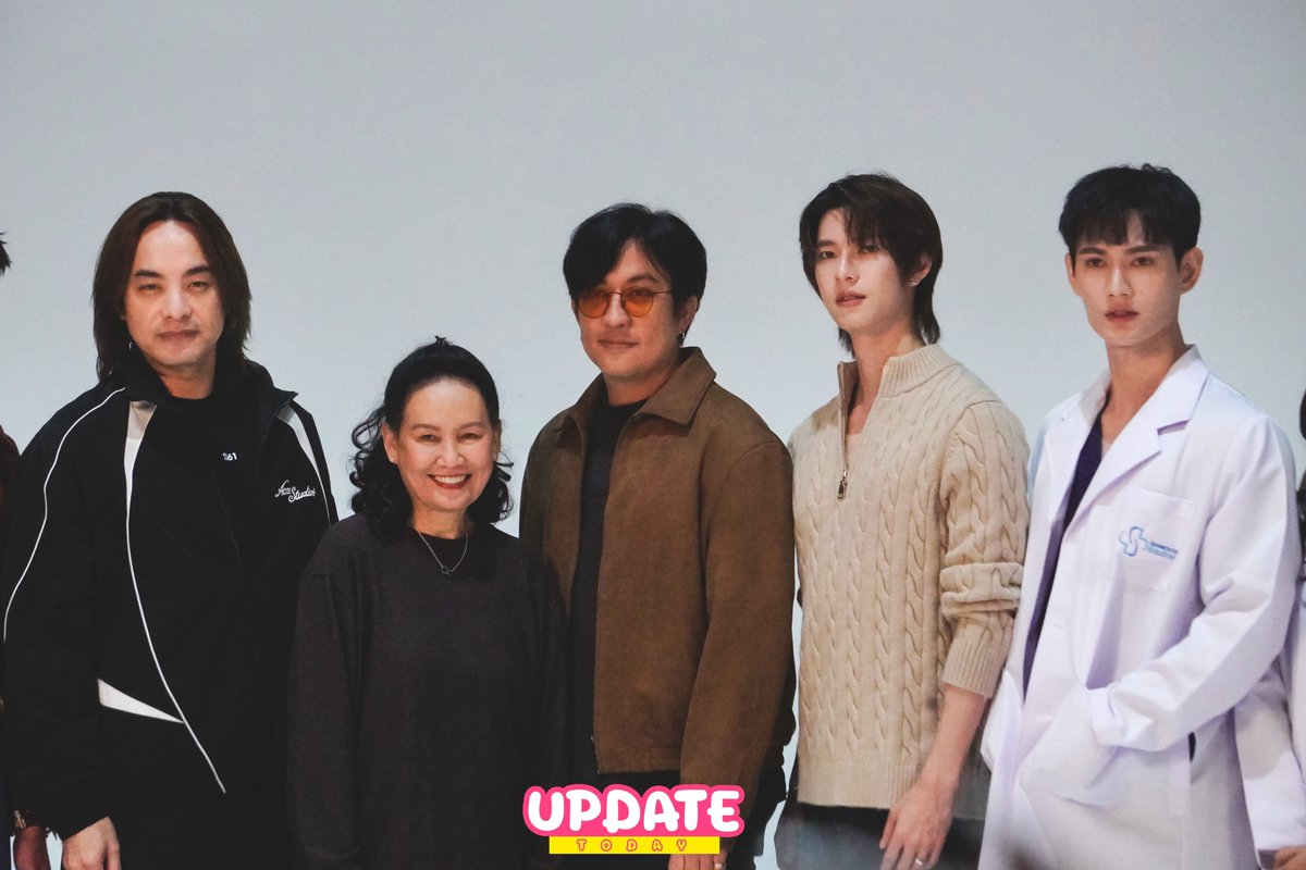 Update__today's tweet photo. บรรยากาศภายในงาน " Fittings THE GRIM LOVER (รักลืมตาย) " จาก CHANGE2561 ORIGINAL ✨

#TheGrimLoverFitting  
#ppoohkt #pavelphoom 
#PoohPavel #พูห์พาเวล
#PanBhumintr #rainissada_k 
#Narathepnupa #นาราเทพนุภา
#igerzz #tigertanawat 
#Aonn_k #LeeAsre 
#Giftsirinart #PingOrbnithi 
#รักลืมตาย #TheGrimLover 
#UPDATETODAY #ข่าวบันเทิง