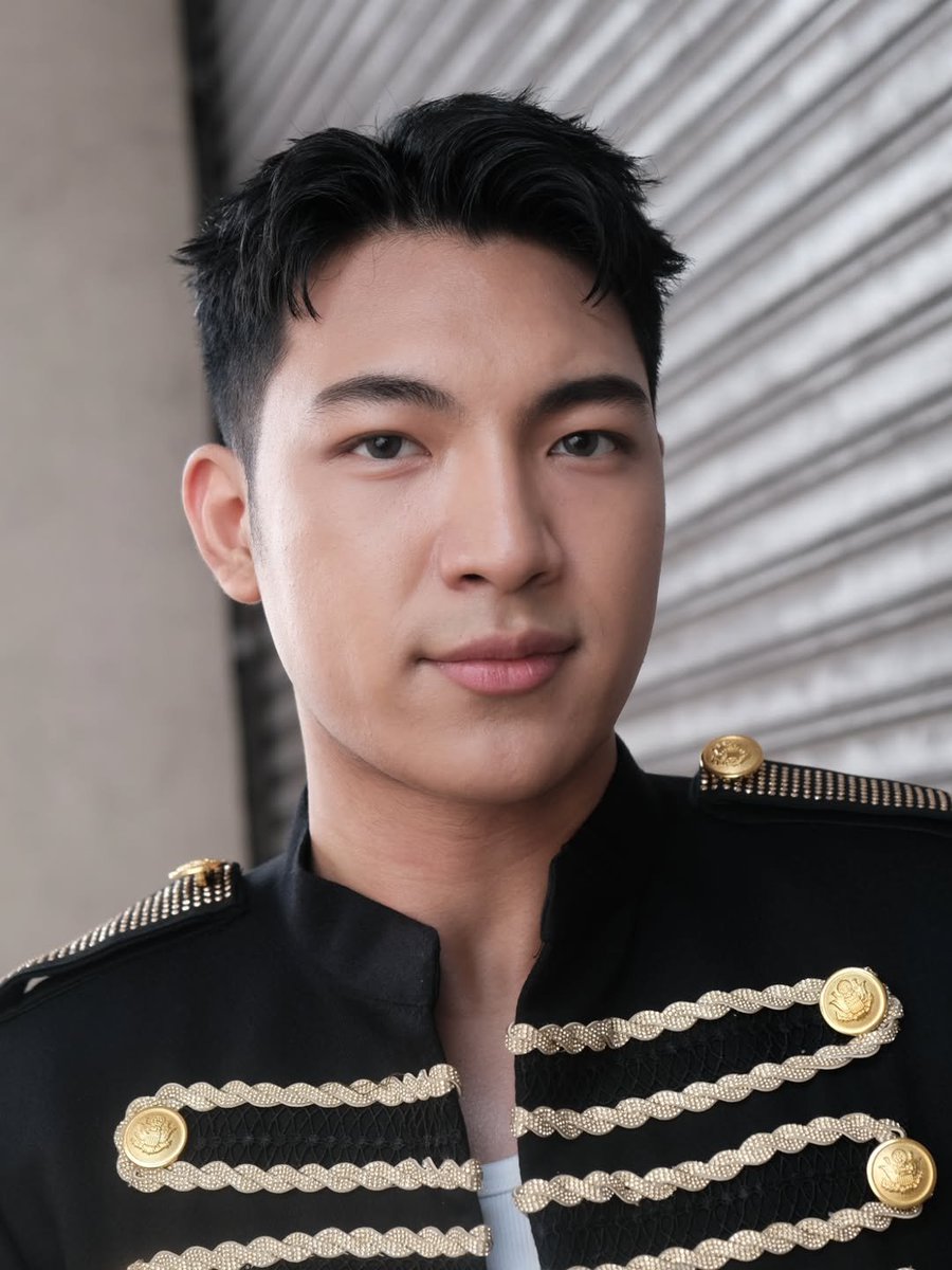 DARREN TRENDSETTER tweet media