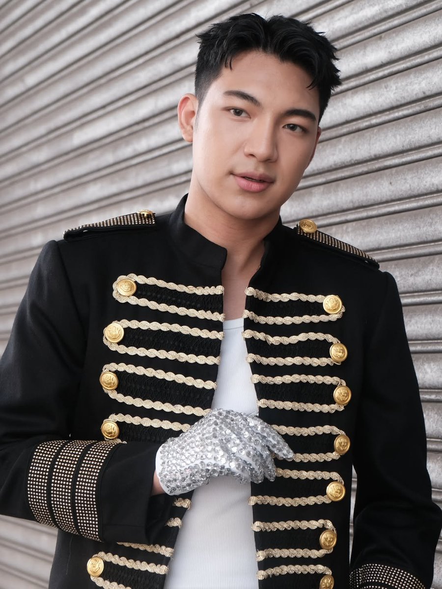 DARREN TRENDSETTER tweet media