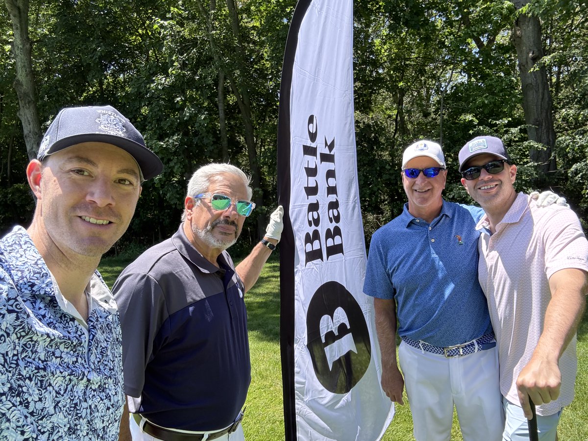 BattleBanking's tweet photo. Battling for better goes beyond banking.

COO, Vincent Amato, represented Battle Bank at the annual CBIS Long Island event supporting IGHL and the work they do for adults with disabilities across Long Island.

#BattleForBetter #IGHL #LongIsland #CIBS https://t.co/gR8JMaDNaK