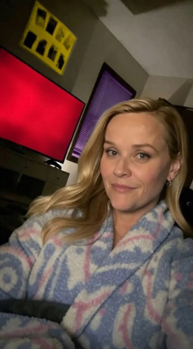 Reese Witherspoon tweet media