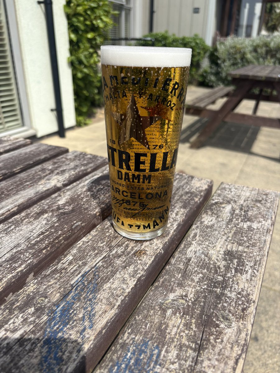 Asef11's tweet photo. Drinks Estrella by the cask, he’s not Spanish he is basque. 

£6.95 tho 😏 https://t.co/n5s4puIsfn