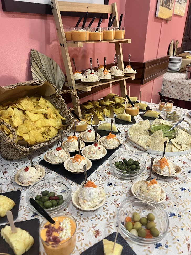 HotelPinomar's tweet photo. Cada evento tiene su esencia ✨
En Hotel Pinomar nos encanta personalizar cada celebración y cuidar cada detalle para que todo salga especial 💛 https://t.co/xavLYwCbiw