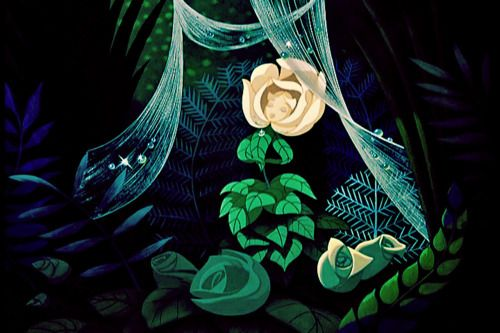 reminiscinbby's tweet photo. flowers in old disney https://t.co/PbDgY2FCZT