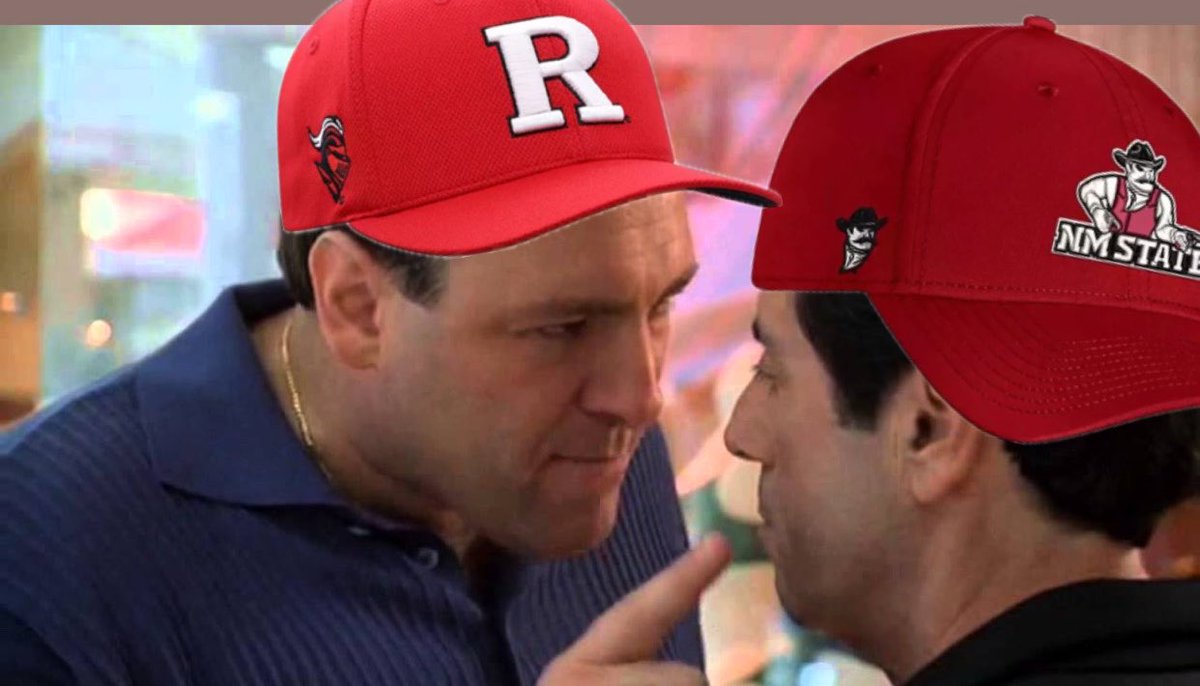 ayopaisan's tweet photo. “I thought I told you to back off with the Sopranos content” https://t.co/We6u5L94My