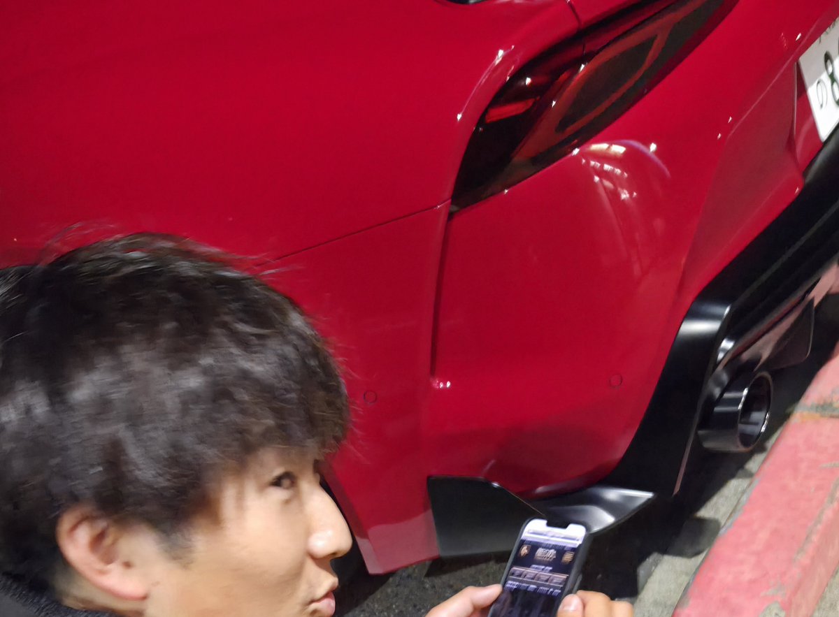 とし tweet media