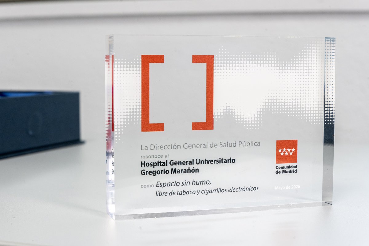 HGregorioM's tweet photo. 🏅 El #GregorioMarañón ha sido reconocido durante la I Jornada de Espacios sin Humo.

✅ Por el cumplimiento de los estándares de la Red de hospitales sin Humo.

🚭 Comprometidos con la implantación de medidas de prevención, control y abordaje del tabaquismo.

#SomosElMarañón https://t.co/87j2jRu6CU