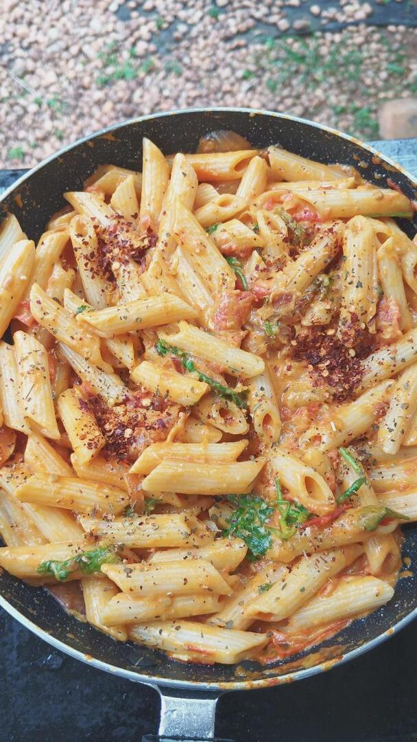 homevsfastfood's tweet photo. [Homemade] Penne pasta with caramelized onions, cheese, and mashed vegetables
#homemadepasta #penne #caramelizedonions #comfortfood #vegetablemashedlove #homecooking #food #recipes #foodpic #foodie #foodlover #cooking #hungry #goodfood #homecookingvsfastfood https://t.co/4k205gHTpe