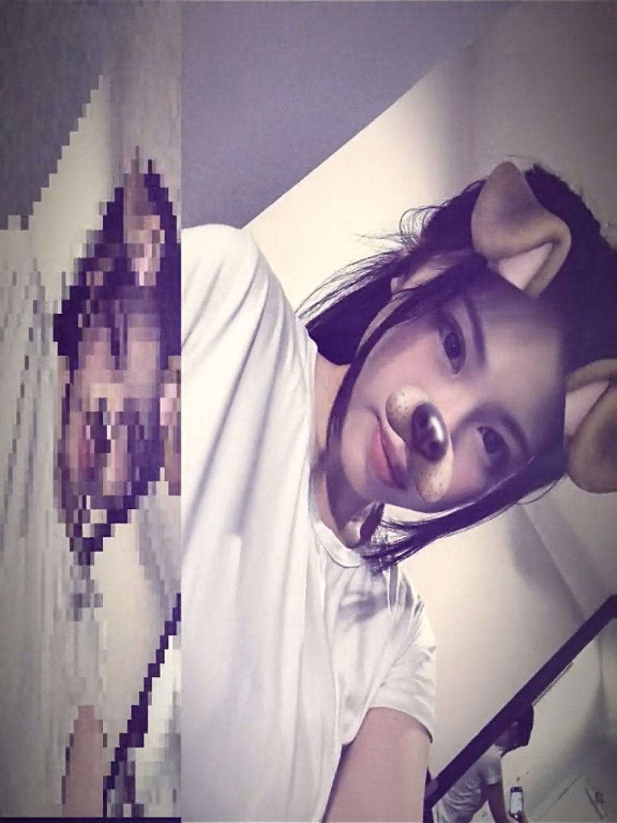 restardedgf's tweet photo. quick pic before gym :p https://t.co/bz5b9s7QiW