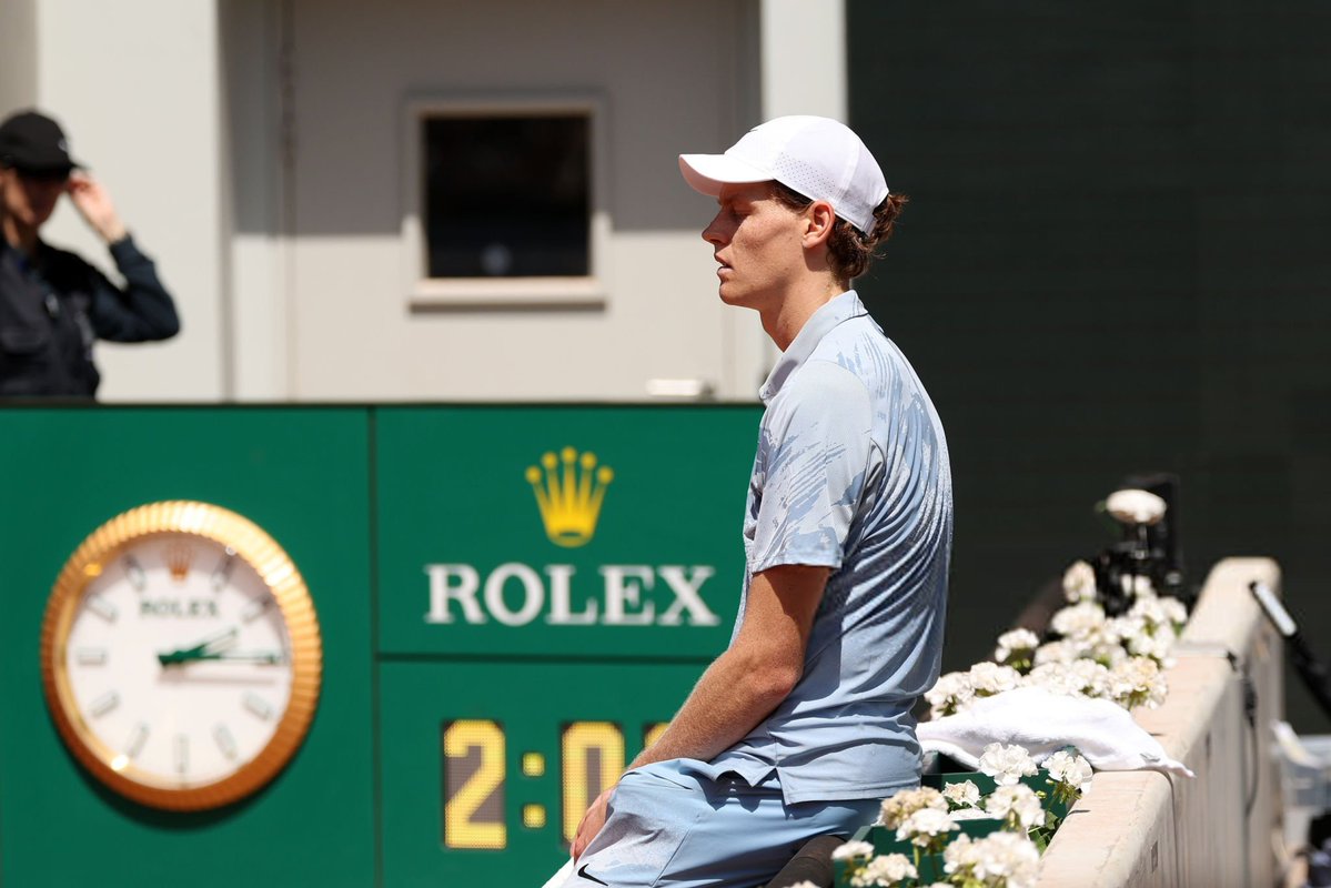4KSINNER's tweet photo. Jannik Sinner 

#RolandGarros https://t.co/8TzZb6ToJy
