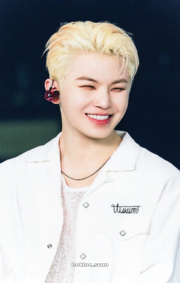 hokloc's tweet photo. [SCAN] 세븐틴 2025 팬미팅 홀리데이 포카
#우지 #WOOZI https://t.co/tjbsb53E7E