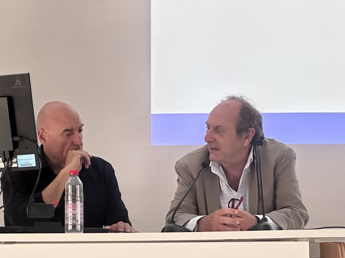 CorazonHuvr's tweet photo. III Curso sobre Abordaje Integral de la Enfermedad Coronaria Compleja: Fisiología, Imagen y Aterectomía. Ponentes y moderadores de alto nivel, casos enlatados y casos en directo @EvaRumiz @JuradoRomanAl @AntonioGomezM21 @pepp183 @MPAOSS @RosaCP8 @cardiojsl https://t.co/mue0kip3pt