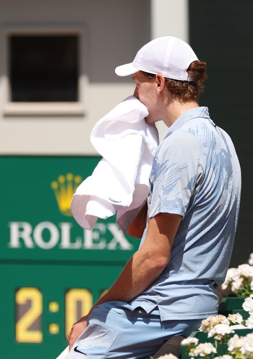 4KSINNER's tweet photo. Jannik Sinner 

#RolandGarros https://t.co/w1ATaqEaSR