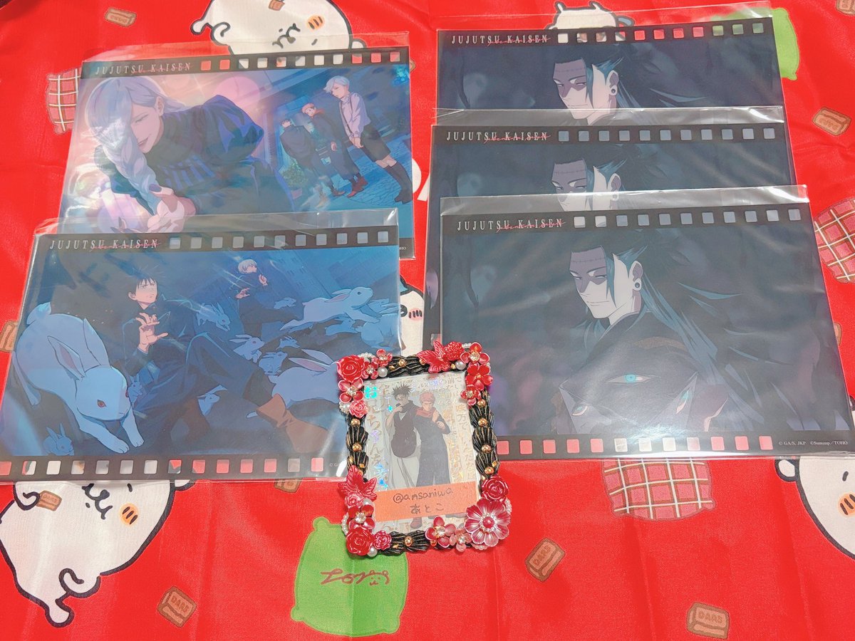 ansaniwa's tweet photo. 【交換譲渡】呪術廻戦 ファントムパレード ファンパレくじ vol.1
譲:C伏黒、釘崎
D伏黒2、釘崎2
E  C、F、G3
Wチャンス 宿儺2

求:画像4、5枚目(脹相、虎杖、九相図兄弟)
定価＋送料
E賞300円+送料
特典500円+送料

郵送でのお取引です。賞違いの交換可能。複数:1交換要相談。よろしくお願いいたします https://t.co/4pu30YCLAN