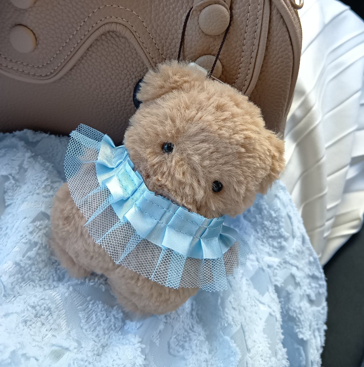 sakimurai's tweet photo. 暑くなってきて海の色がますます青くなってきました🩵最近教習所に通い始めました。一生運転する事の無い人生だと思っていたので不思議です🚗いろいろな転換期。。楽しもう！ https://t.co/I8ZINh4m6e