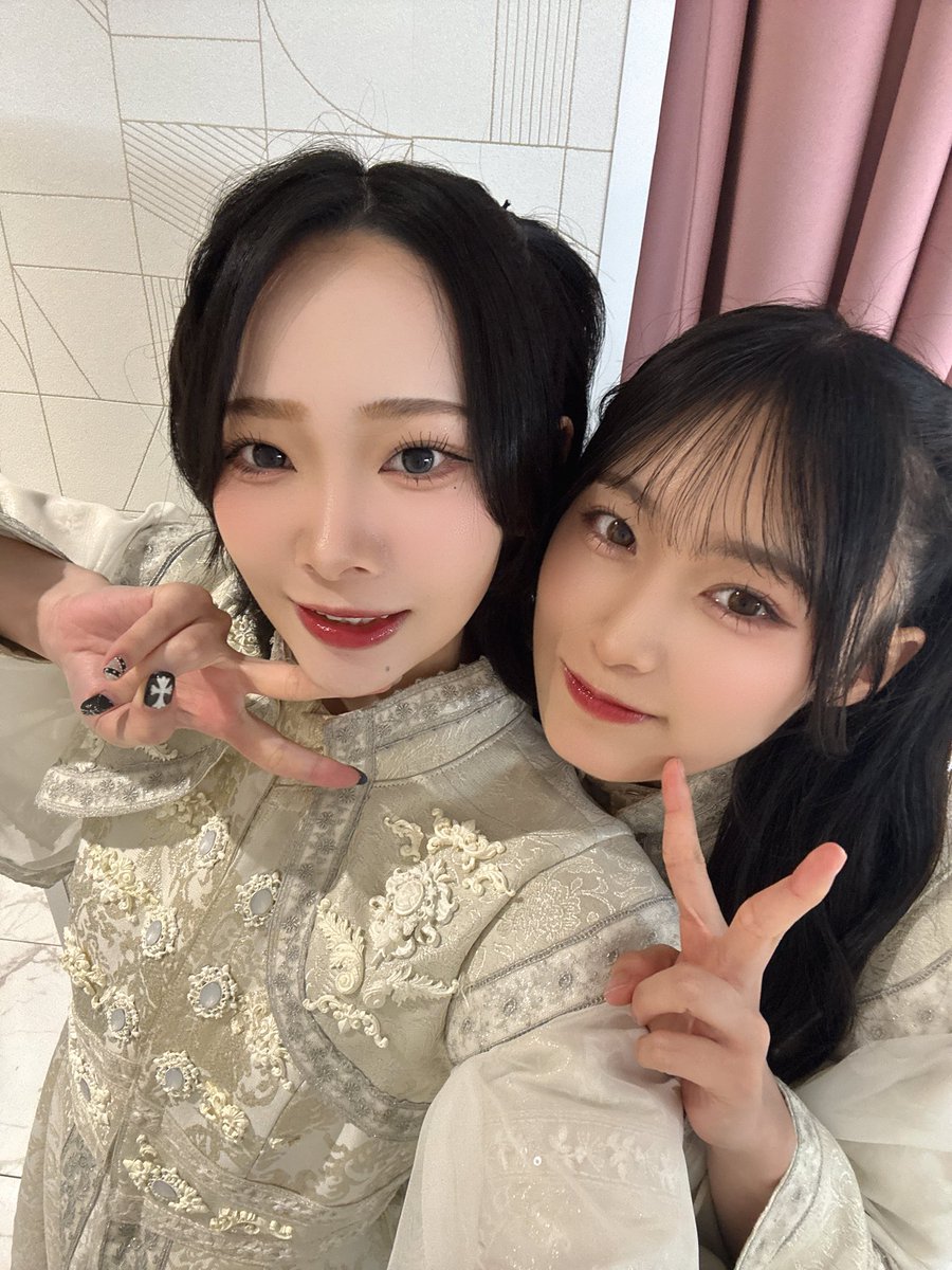 kohina_narita's tweet photo. ここからだ公演ありがとうございました！！
久しぶりのポジションでドキドキした🤩
こっちの私も好きでいてねーー！！

今日はカイリとおそろの髪型しました︎^_^

緞帳センター久々すぎてめっちゃ緊張した🫥 https://t.co/a9p3bWgGmZ