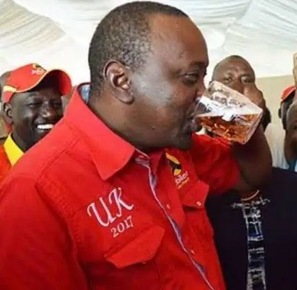 cablejagonizer's tweet photo. @AokoOtieno_ Shida yake ni pesa, akipewa pesa akili yake huzima 💯🤝🏾. https://t.co/Eap0KG1KdU