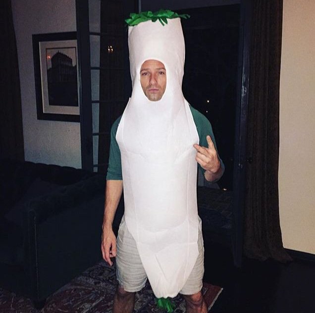 WolfFeller's tweet photo. Day 420 of posting the first Ian Bohen photo that Pinterest recommends.
Just realized the irony of this photo. I swear Pinterest has a sense of humor sometimes...
#IanBohen #day420 #trend https://t.co/jK9eWlCKEh