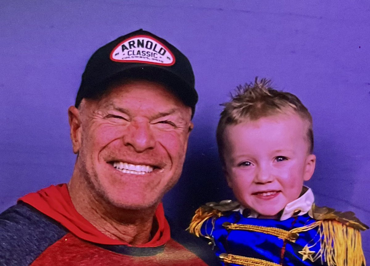 toribinky's tweet photo. @ftlowrestling Sometimes it’s more than meeting your hero - it’s saving lives, keeping families together &amp; healing people in a way you never knew you could. 
On the verge of taking my own life after years of trauma, loss, pain; the words &amp; kindness of 1 man gave me hope n fight to survive https://t.co/6JiFSkOTOJ