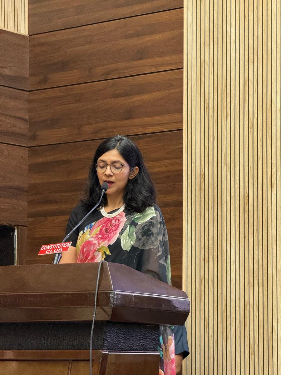 MomsAgainstVape's tweet photo. Speaking at a seminar ahead of 'World No Tobacco Day' 2026, @SwatiJaiHind identified five reasons why society must worry about the rising threat of vapes and related nicotine products 

#Vaping #ecigarettes #youth #schoolstudents https://t.co/MEtlc2F1FV