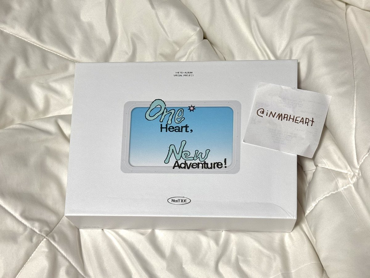 inmrheart's tweet photo. ( ส่งต่อ / ปล่อย ) 

album NexT1DE — 300 ฿

★ แกะซีลอย่างเดียว
★ ได้ของครบตามภาพ
★ มีรอยตามภาพแต่ของด้านในไม่มีปัญหาอะไรค่า *รอยมีตั้งแต่ตอนได้รับ*

🚗 ค่าส่งคิดตามจริง / นัดรับในงานแฟนมีต 6.6 หรือ mrt พระราม9
💌 dm or mention ◞❤︎

 #ตลาดนัดNexT1DE https://t.co/wMRYIeABPk