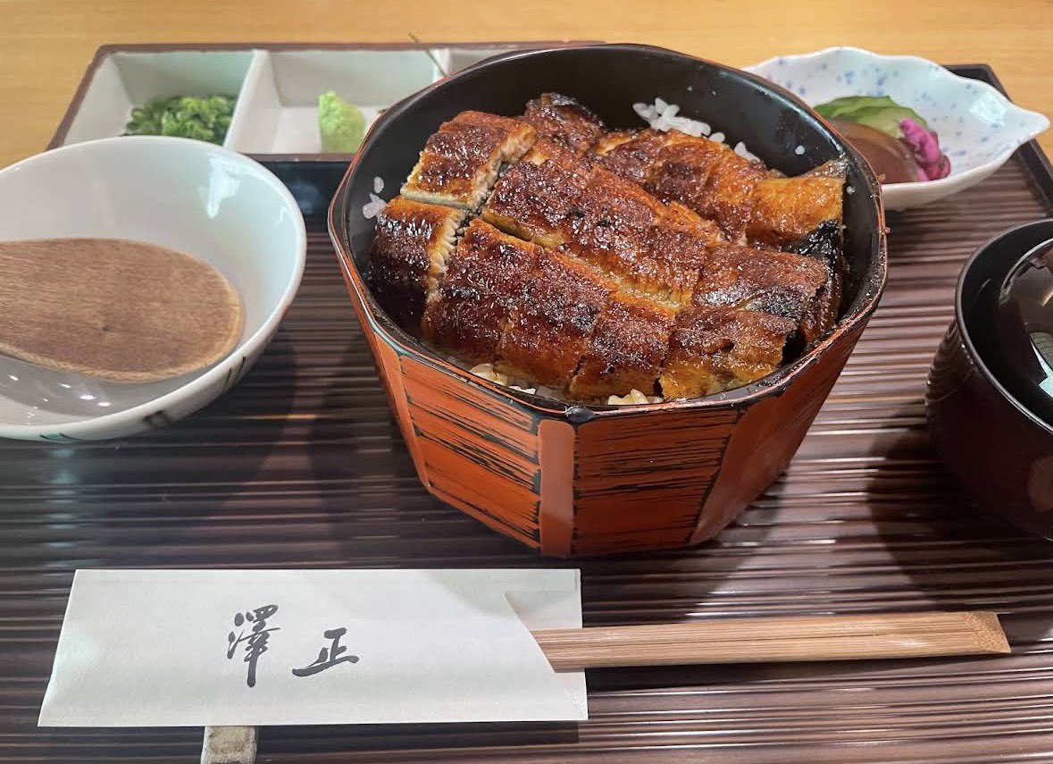 myashimoto20's tweet photo. 2026/05/28 投稿Instagram(INI)
景瑚くん、佐野雄大くんが行った鰻屋さん🐟
📍うなぎ料理 澤正 (名古屋市 伏見)
🔗https://t.co/yhq5k2Jyq0

景瑚くんが食べているのはひつまぶし

📱https://t.co/lMYJ8VxzTM
#JO1 #佐藤景瑚 #JO1聖地 https://t.co/DI1peHWeAH