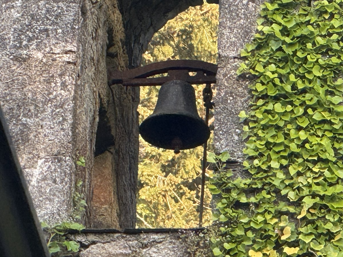 SavetheHellfire's tweet photo. To the rear of Killakee House is a belfry; this was once a common feature of large farmhouses and was used to call the workers for meals. #ThrowbackThursday #History #Heritage https://t.co/4DK258whaJ