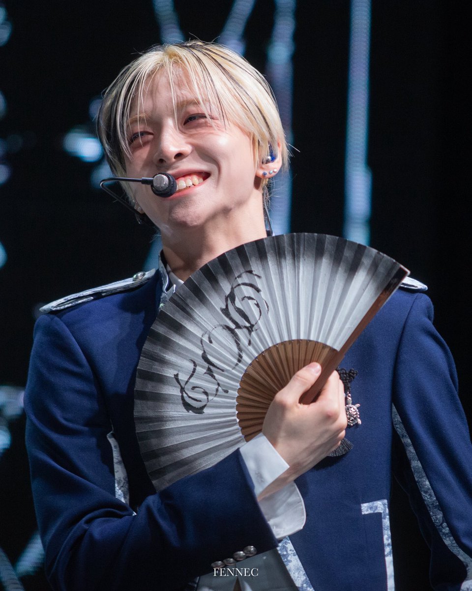 FennecJH's tweet photo. 260408 DEFINITION SHOWCASE

#최지호 #지호 #JIHO
#앰퍼샌드원 #AMPERSANDONE https://t.co/x6Qf2ncsgP