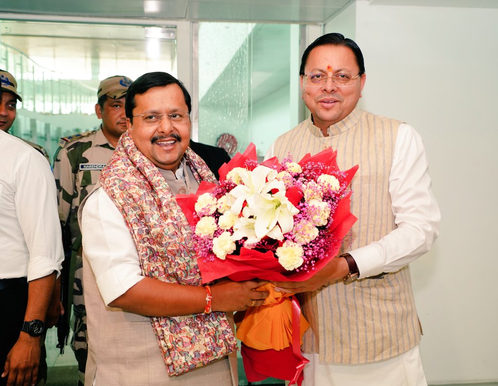 NitinNabin's tweet photo. देवभूमि उत्तराखंड आगमन पर मुख्यमंत्री श्री @pushkardhami जी एवं प्रदेश अध्यक्ष श्री @mahendrabhatbjp जी के नेतृत्व में पार्टी पदाधिकारियों एवं देवतुल्य कार्यकर्ताओं द्वारा किए गए स्वागत के लिए हृदय से आभार।

@BJP4UK https://t.co/jOpPndffQs