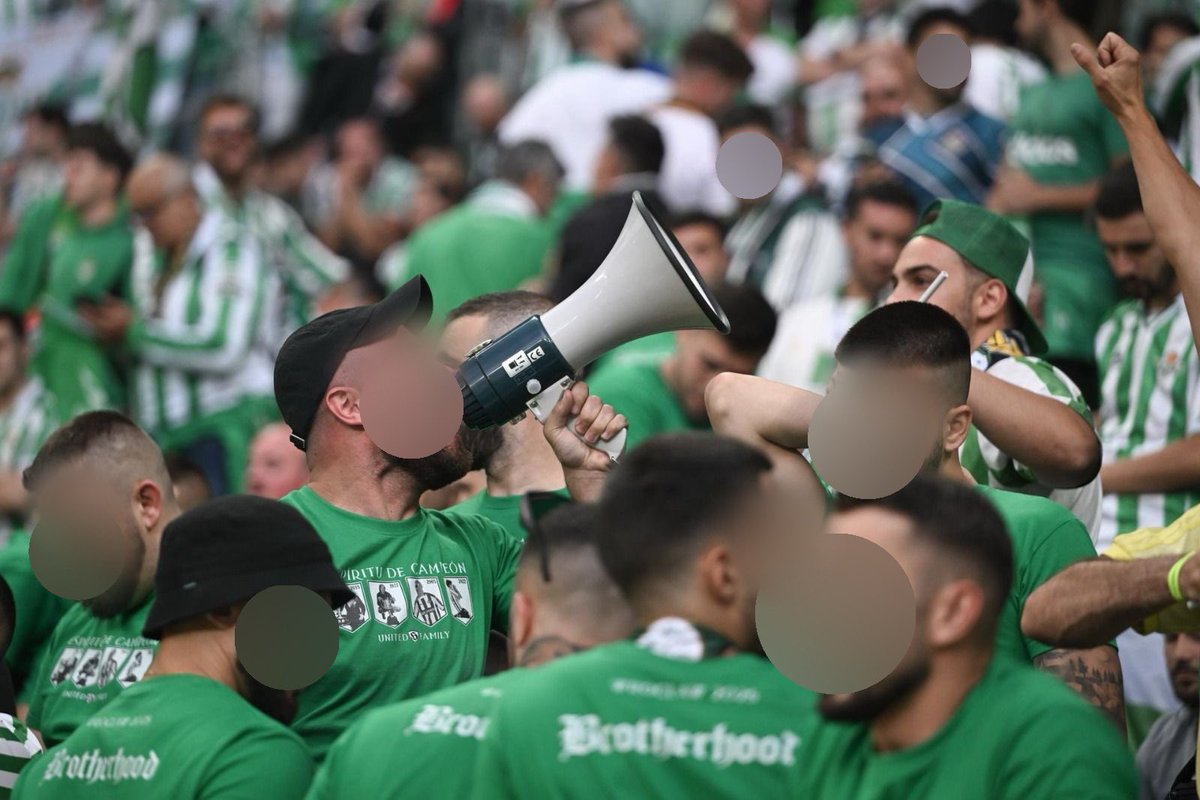 migue9navarro's tweet photo. 28.5.25 Que nos quiten lo bailao… https://t.co/BCdCAE9JNH