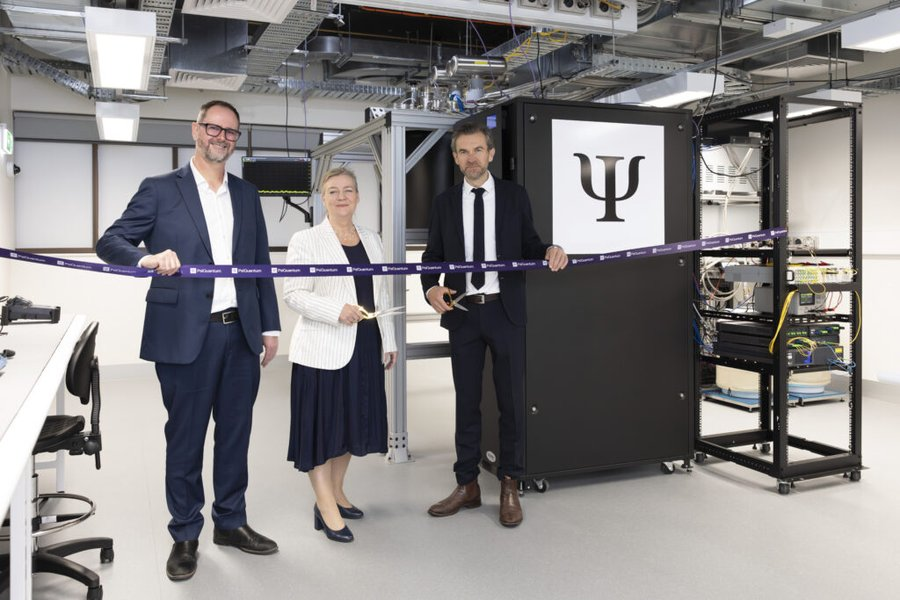 jyves94's tweet photo. Le laboratoire de test et de validation Asie-Pacifique de #PsiQuantum est passé à la prochaine étape de son développement avec la fin des travaux de construction du laboratoire sur le campus Brisbane South de l'Université Griffith 🇦🇺
#RIBER $ALRIB #ROSIE
https://t.co/cnFwqcH9Yu https://t.co/oXYExsl26u