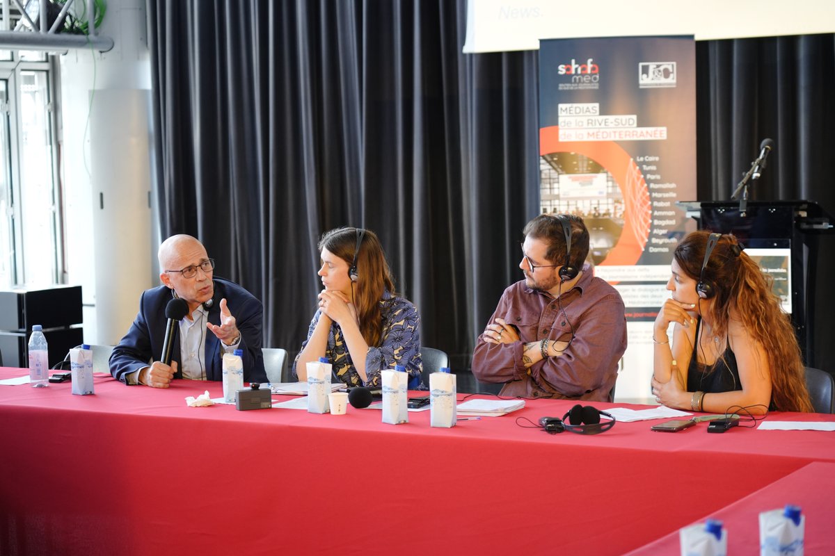SahafaMed's tweet photo. 📌L’urgence de la parole aux 3e Rencontres Sahafa Med x IMA consacrées à la Syrie.
Après Gaza en 2024, le Liban en 2025, nous sommes heureux et fiers d’avoir pu proposer, hier à l'@imarabe, un espace de dialogue sécurisé entre journalistes des deux rives de la Méditerranée . https://t.co/9qSQ5ZCfGZ