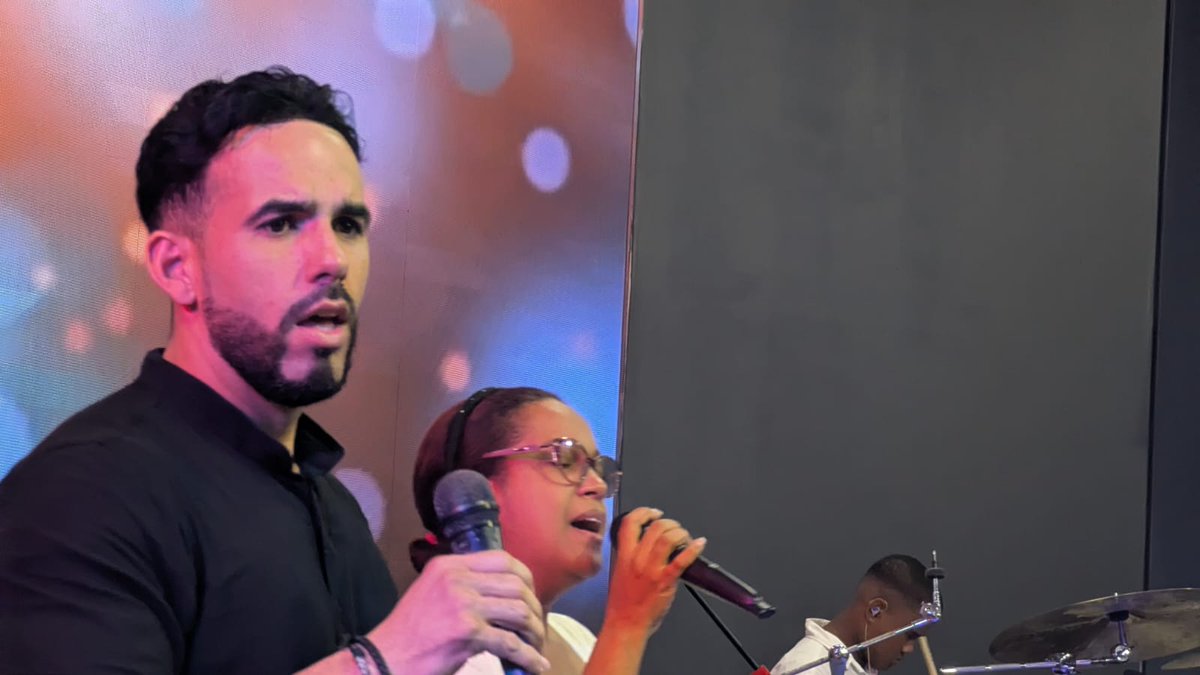 LaIDCAN's tweet photo. Todo un éxito para la gloria de Dios La Conferencia Familiar del mes de mayo en #IDCAN. Le esperamos en la del mes de junio. https://t.co/h0kcpQTMs3