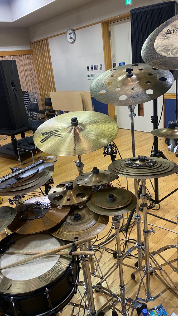 gaiperc0210's tweet photo. 100%全員きてください。

絶対に今までで最狂のライブを見ることになります。

来い、来てくれ、来い！！！！！

#ラセーニャス https://t.co/j1RJmzAM64