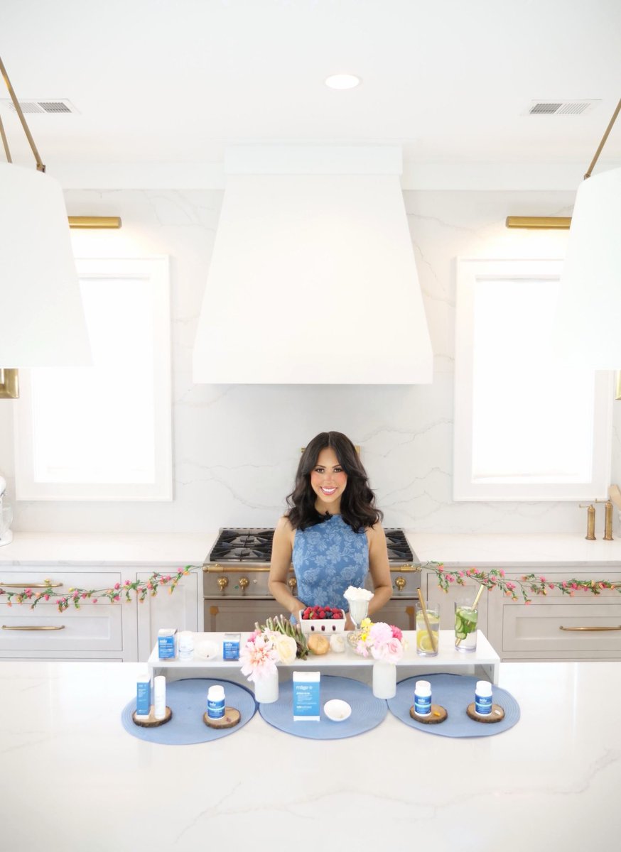 nutritionbymia's tweet photo. Small daily habits can make a big difference when it comes to supporting women’s health through every stage of life.🌸 I’m on CBS Washington, D.C. with hydration, gut health, mobility, and sleep tips, plus science-backed support from @solvwellnessllc. ✨https://t.co/rTZGPVgkbV https://t.co/7ZTeiGtx27