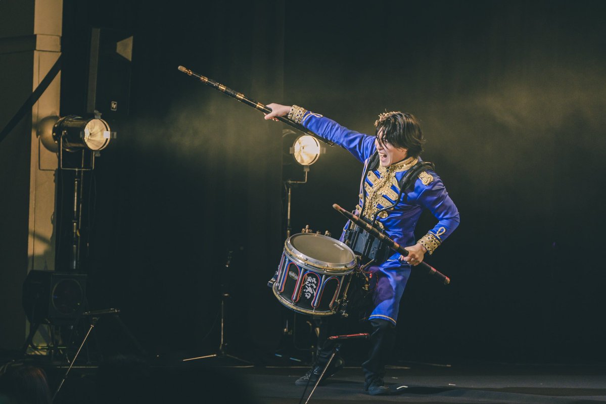 corepercussion's tweet photo. ————————————
結成20周年記念公演『DRUMMER’S HIGH』
————————————

“心が打ち、技が響き、体が鳴る” 
照明、映像などが融合した唯一無二のドラムエンターテインメント！

7/4(土)神奈川県立青少年センター紅葉坂ホール（神奈川）

チケット購入
https://t.co/XFsyJxBs5s

https://t.co/D9w21WpeII https://t.co/LXnwYYsTxT