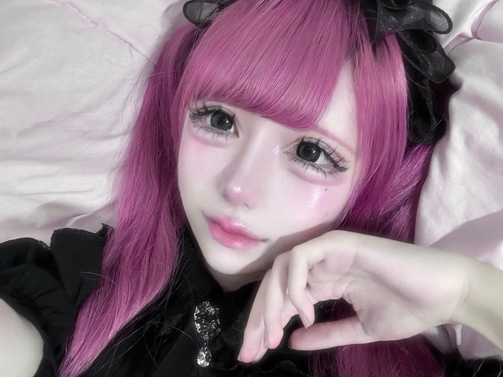 Vqiry_'s tweet photo. マジでッ🖤💢　顔甘しゅぎッ🖤💢
甘ぁ〜い顔マンコで金玉誘惑してくんな🖤💢💢💢　そんな甘ぁ〜いトロ目で見られたら金玉キュンキュンすんだろッ🖤💢💢💢　金玉ガチ恋させんなッ🖤💢💢💢　しゅきッ🖤😍しゅきッ🖤😍　顔マンコでVRセックスﾔｯﾍﾞ🖤💢💢💢 https://t.co/lEoyZqcVhC