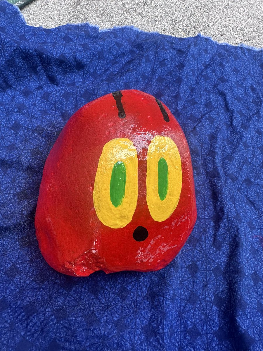AutumnOBryanCCS's tweet photo. Looking for a fun summer activity for your family?  Gather some rocks, paint them and add them to Gary’s body. We can’t wait to see all of your creativity. 

Let’s make Gary feel like the star that he is ⭐️ 🐛 https://t.co/kx87nWxhEw