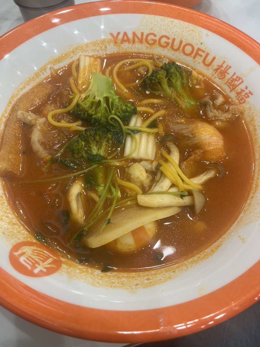 fison517's tweet photo. こっちのアカウントで全然呟いてなかったけど、
最近のブームはグローグーです！
相変わらずハチワレ達も愛でてます！ https://t.co/dxo7tESVMT
