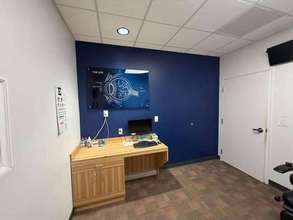 HarrisonContrCo's tweet photo. From coast to coast, our team is proud to support Stanton Optical!

Harrison Contracting recently completed a nationwide rollout across approximately 100 locations, with around 120 exam rooms completed in just six weeks.

#RelyOnRED #HarrisonContracting #CommercialPainting https://t.co/Ss1y0GKbpS