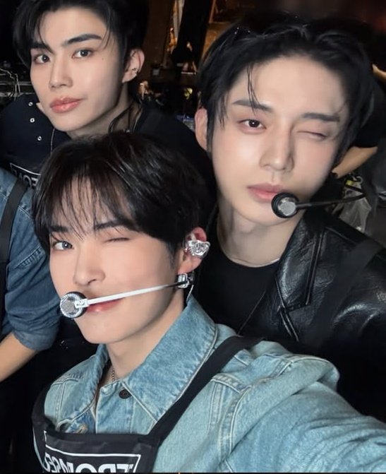 스미🔝 tweet media