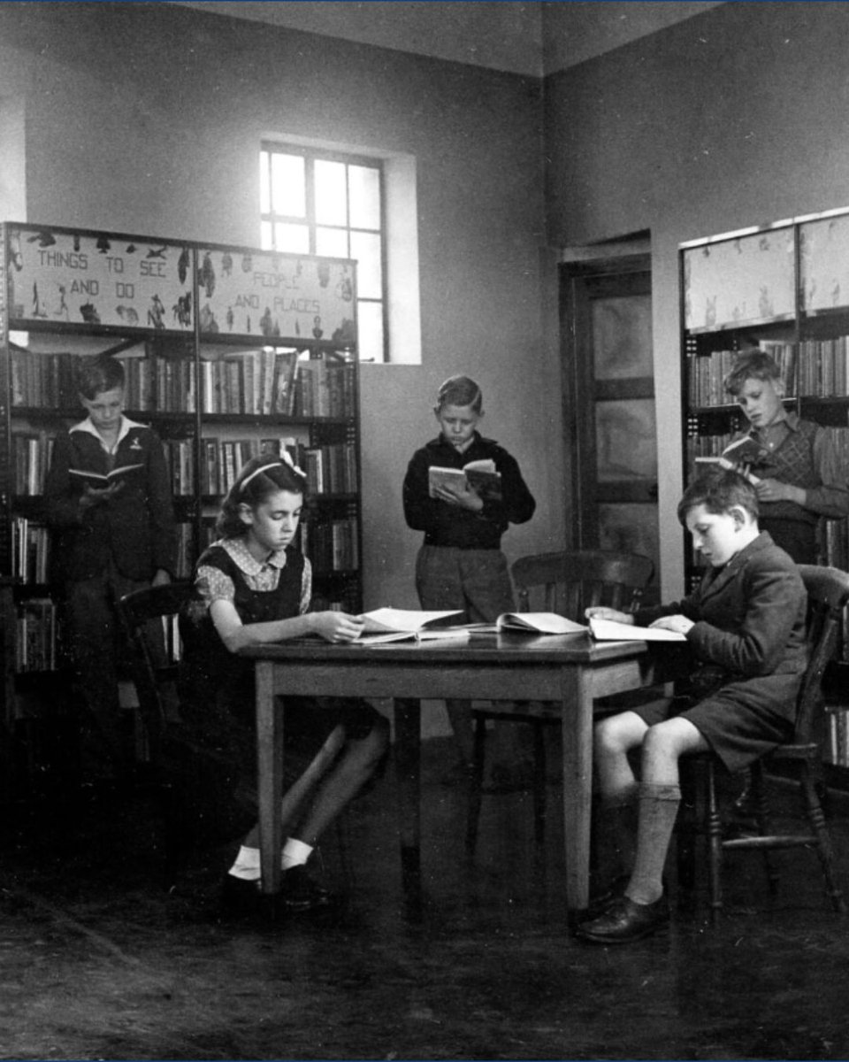 MertonLibraries's tweet photo. 🏛️ Discover local history at your library! 📚

Did you know our Heritage Centre delivers fascinating monthly history talks at both Pollards Hill Library and West Barnes Library?

More info: https://t.co/VA9A7zNCOv https://t.co/TI4ndkSgpP
