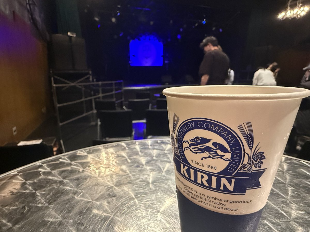 Fuyuki_GD_'s tweet photo. 今日は大柴さんの20周年ライブを見に行ってました〜！ https://t.co/ewYnSy9WaD