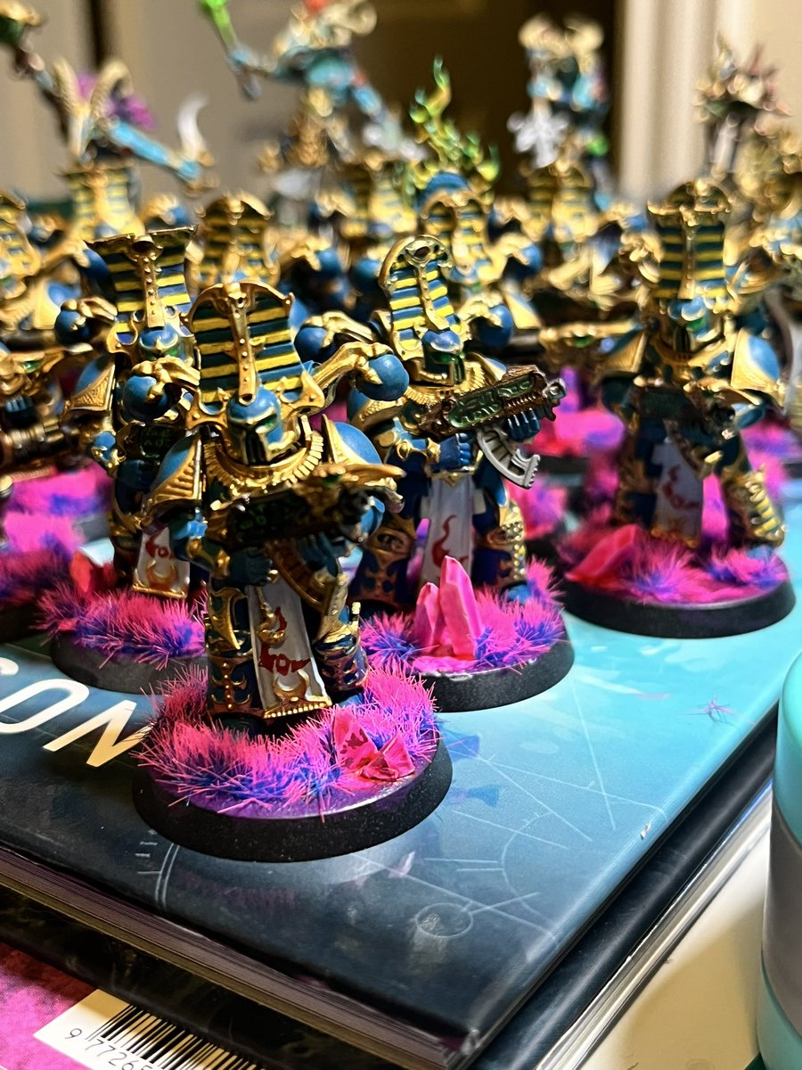 AmyShackles's tweet photo. I may have gone a little overboard with my warp grass. https://t.co/SbnVv8RtQ7