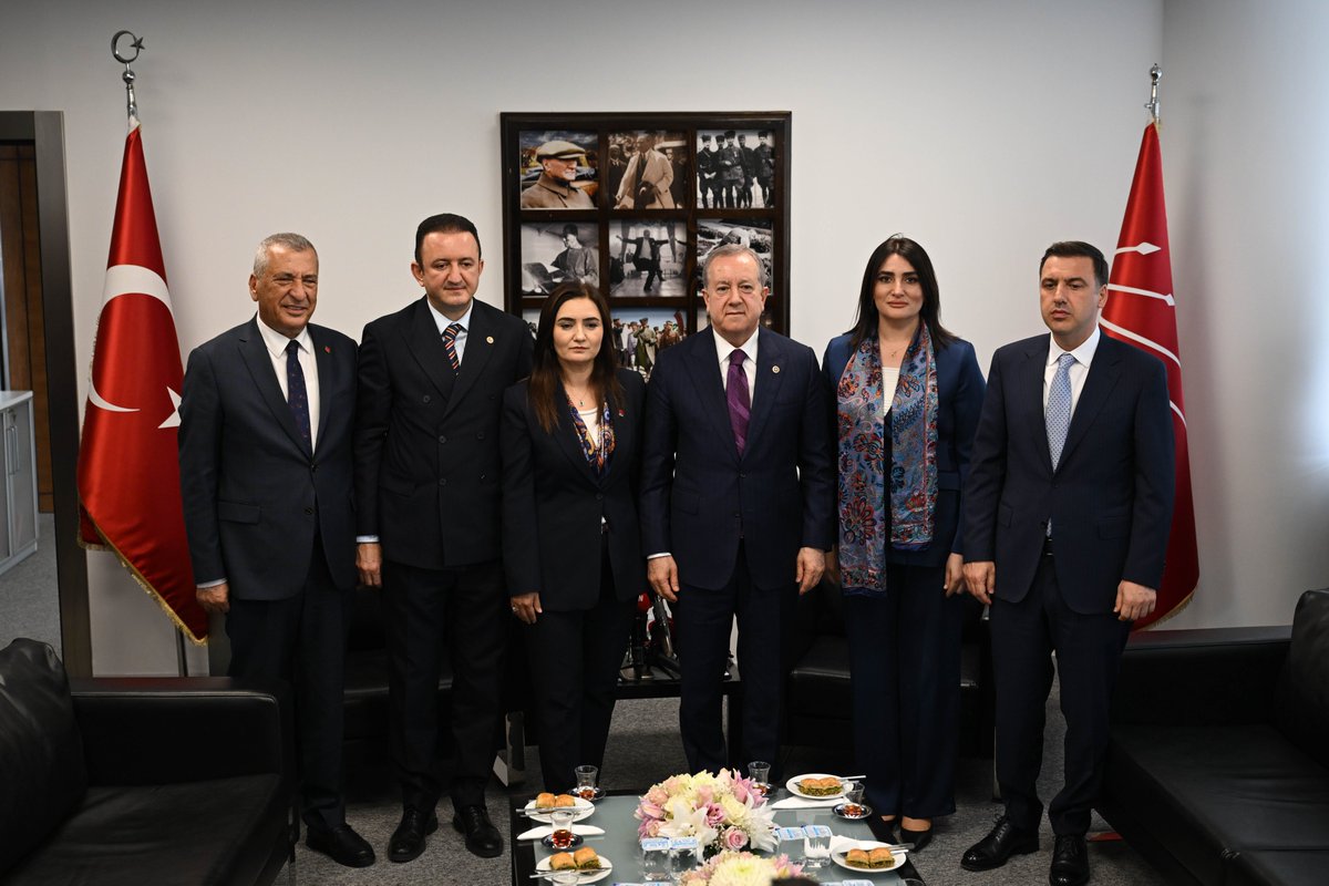 MHP_Bilgi's tweet photo. Genel Başkan Yardımcımız Sn. Sadir DURMAZ, Genel Başkan Başdanışmanı ve MYK Üyemiz Sn. Prof. Dr. Esma ÖZDAŞLI ve MYK Üyemiz Sn. Şahin KARTAL; DSP, DEM, Ak Parti, SP, DEVA, CHP ve GP heyetlerini ziyaret ederek bayramlaştılar. https://t.co/SKwfAHDt6f